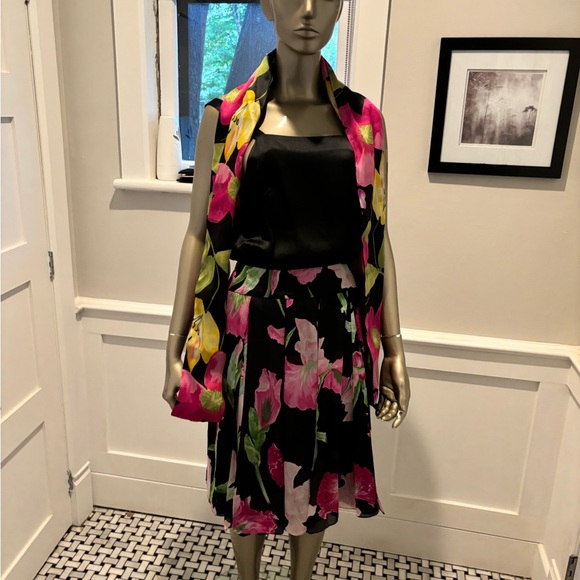 Carmen Marc Valvo 100% Silk Elegant Layered Flowy Black Top Floral Skirt 8 30” - Picture 13 of 16